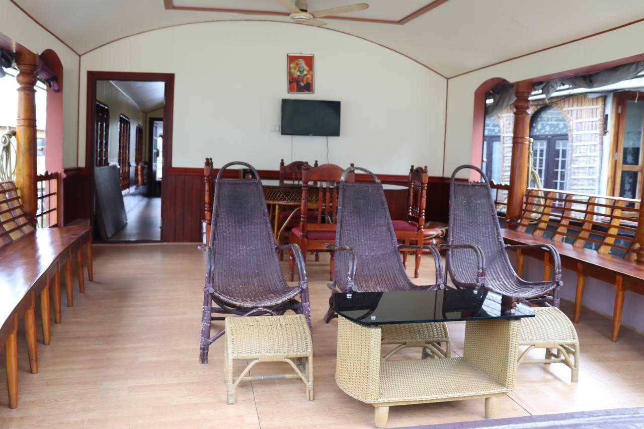 Friends Cruise, Nightstay Houseboat Alappuzha Exteriér fotografie