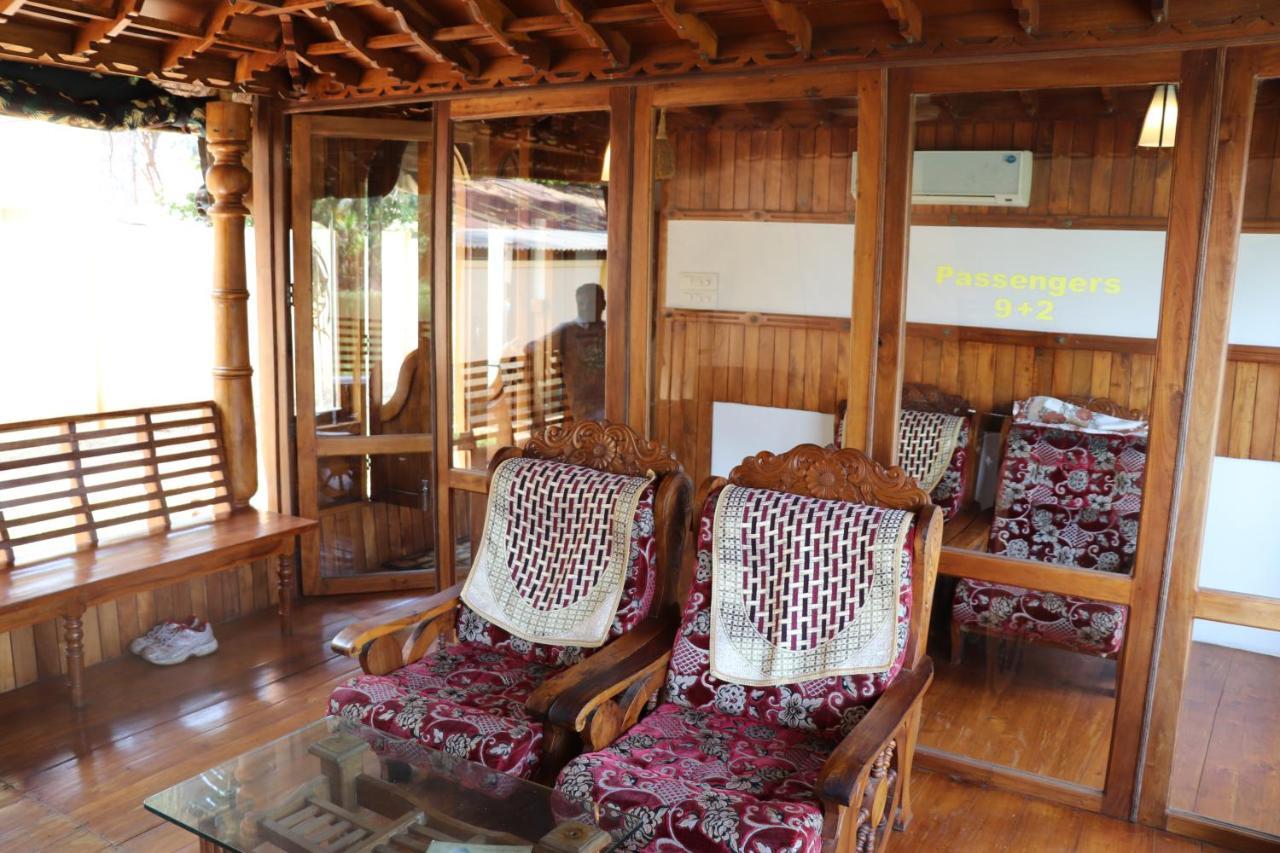 Friends Cruise, Nightstay Houseboat Alappuzha Exteriér fotografie
