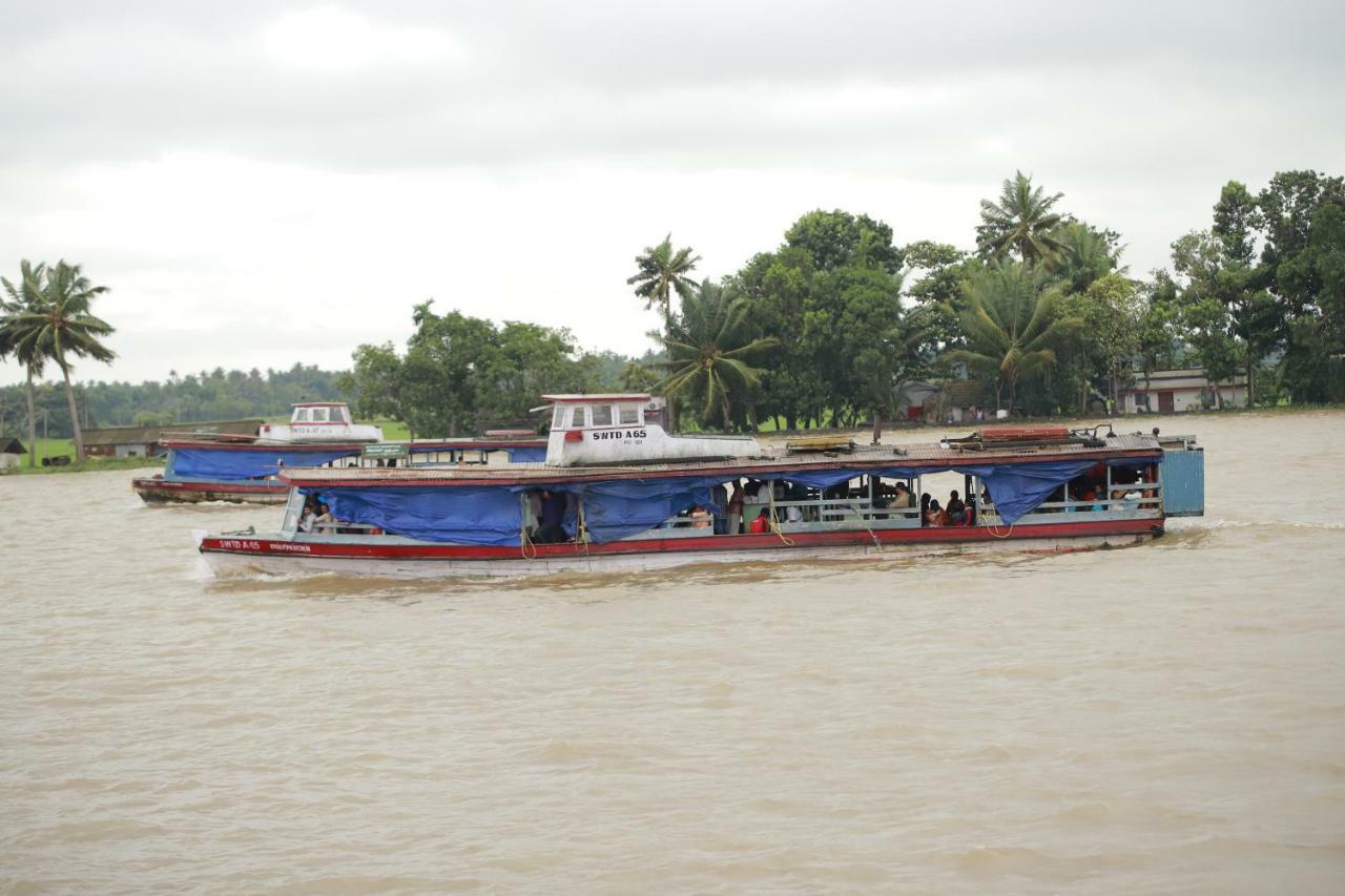 Friends Cruise, Nightstay Houseboat Alappuzha Exteriér fotografie